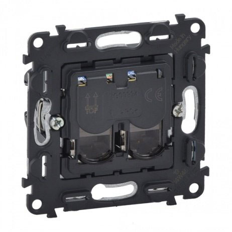 Valena IN'MATIC. Информационная розетка двойная RJ45 Кат.6 UTP